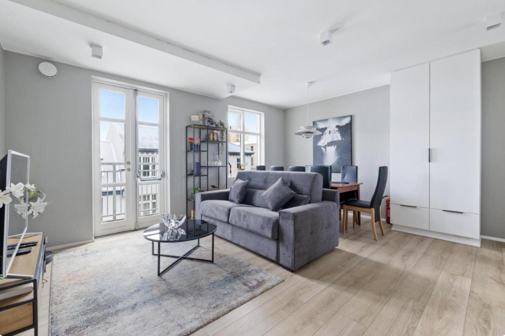 Cheerful Down Town Apartment ريكيافيك المظهر الخارجي الصورة