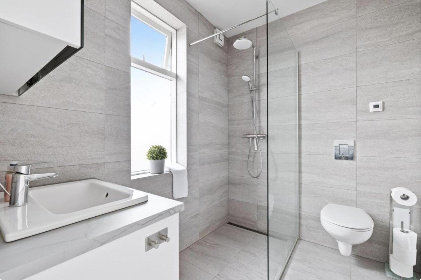 Cheerful Down Town Apartment ريكيافيك المظهر الخارجي الصورة