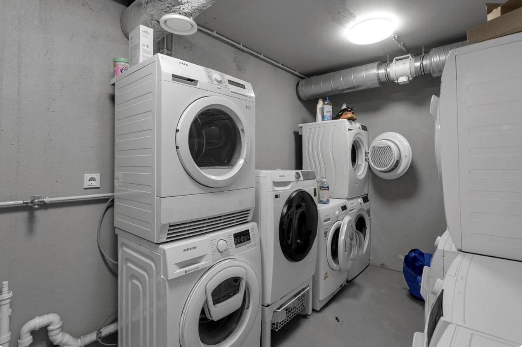 Cheerful Down Town Apartment ريكيافيك المظهر الخارجي الصورة